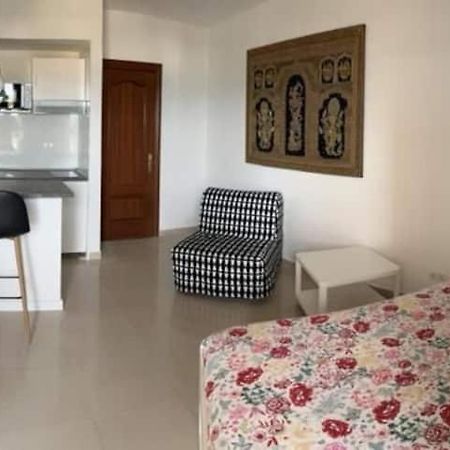 Apartment In Torremolinos Close To Beach Kültér fotó